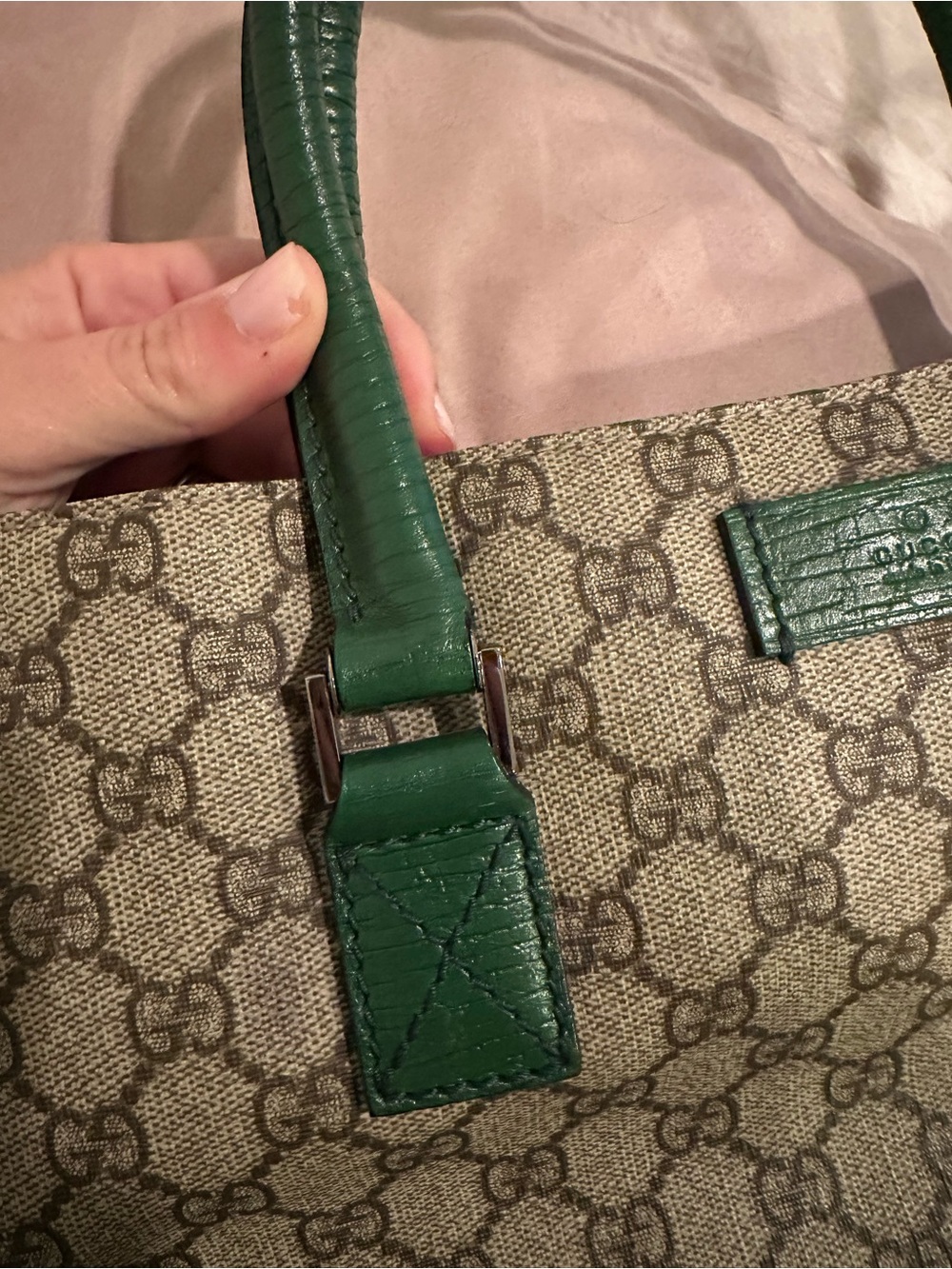 Gucci GG Supreme Tote Coated Canvas Handbag - Picture 9 of 16